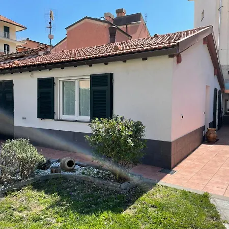 Vakantiehuis Casetta Di Chri Chiavari